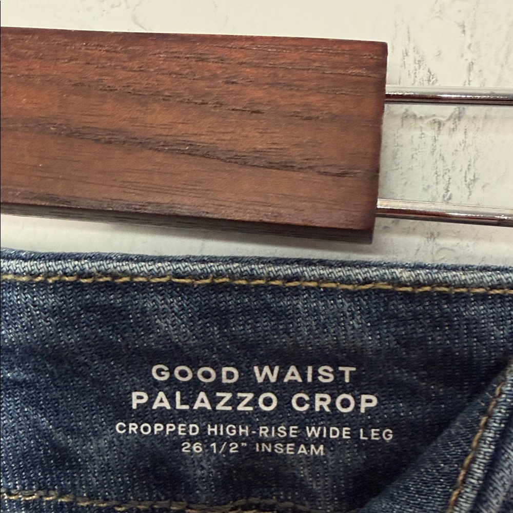 Good American Good Waist Palazzo Crop Jeans Size 18 NWT - Picture 5 of 8
